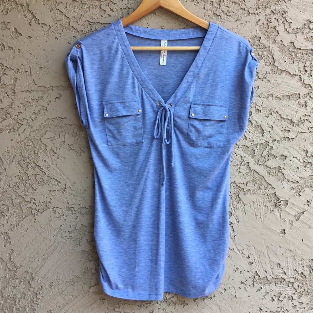 Short Sleeve Tie V-Neck Rouching Details Top Blue